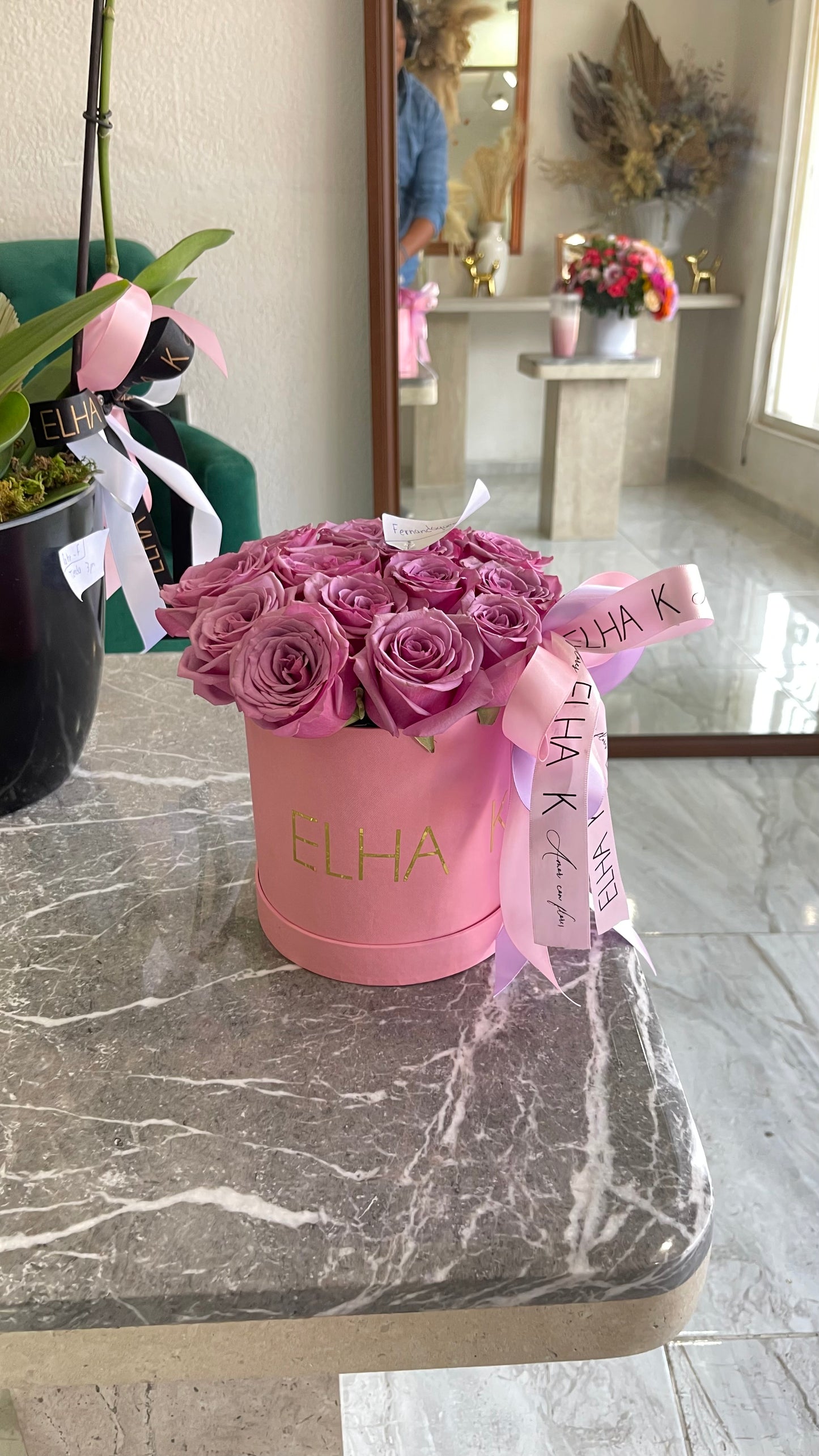 Premium box roses