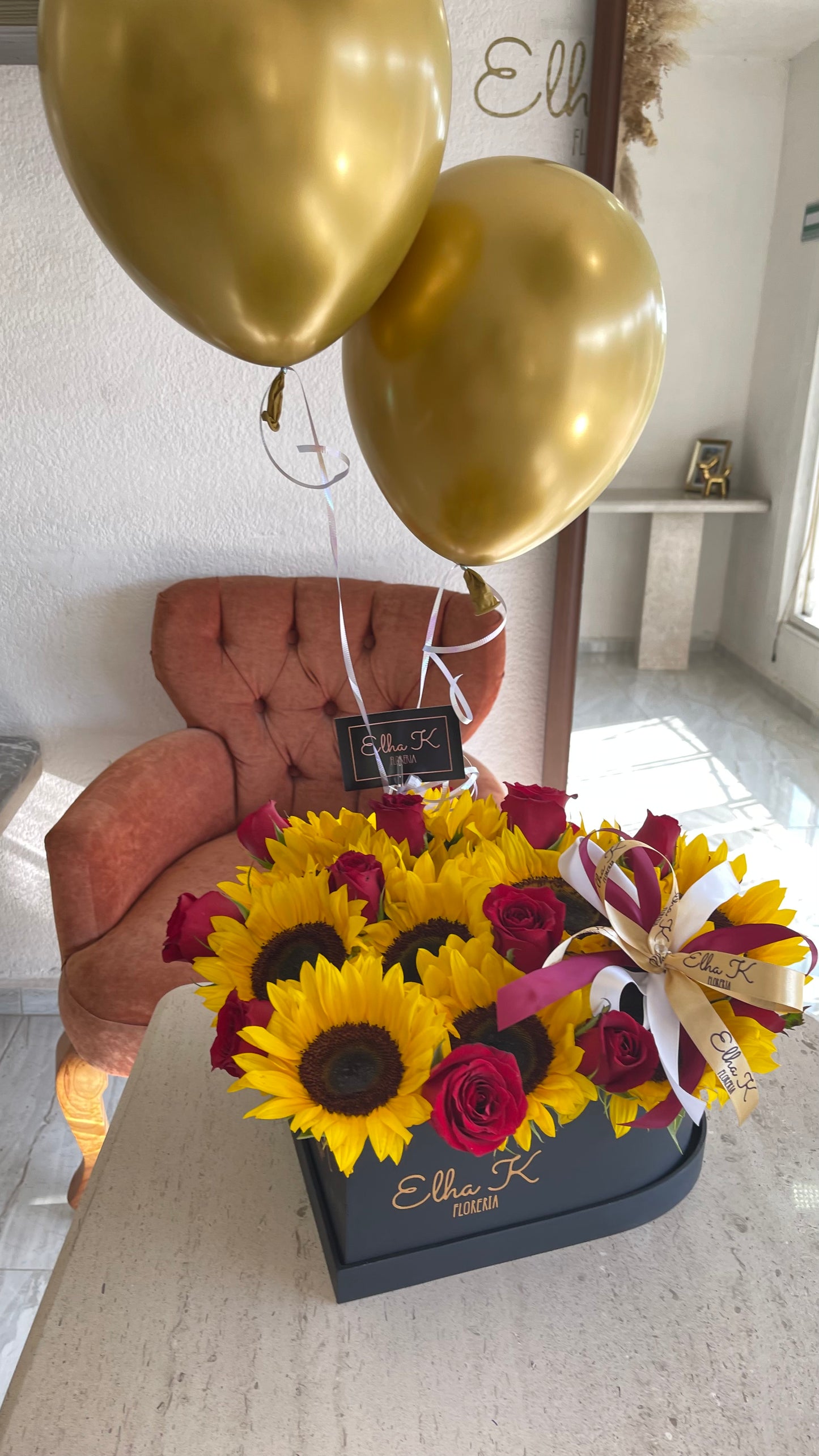 Caja corazon chico girasoles 12
