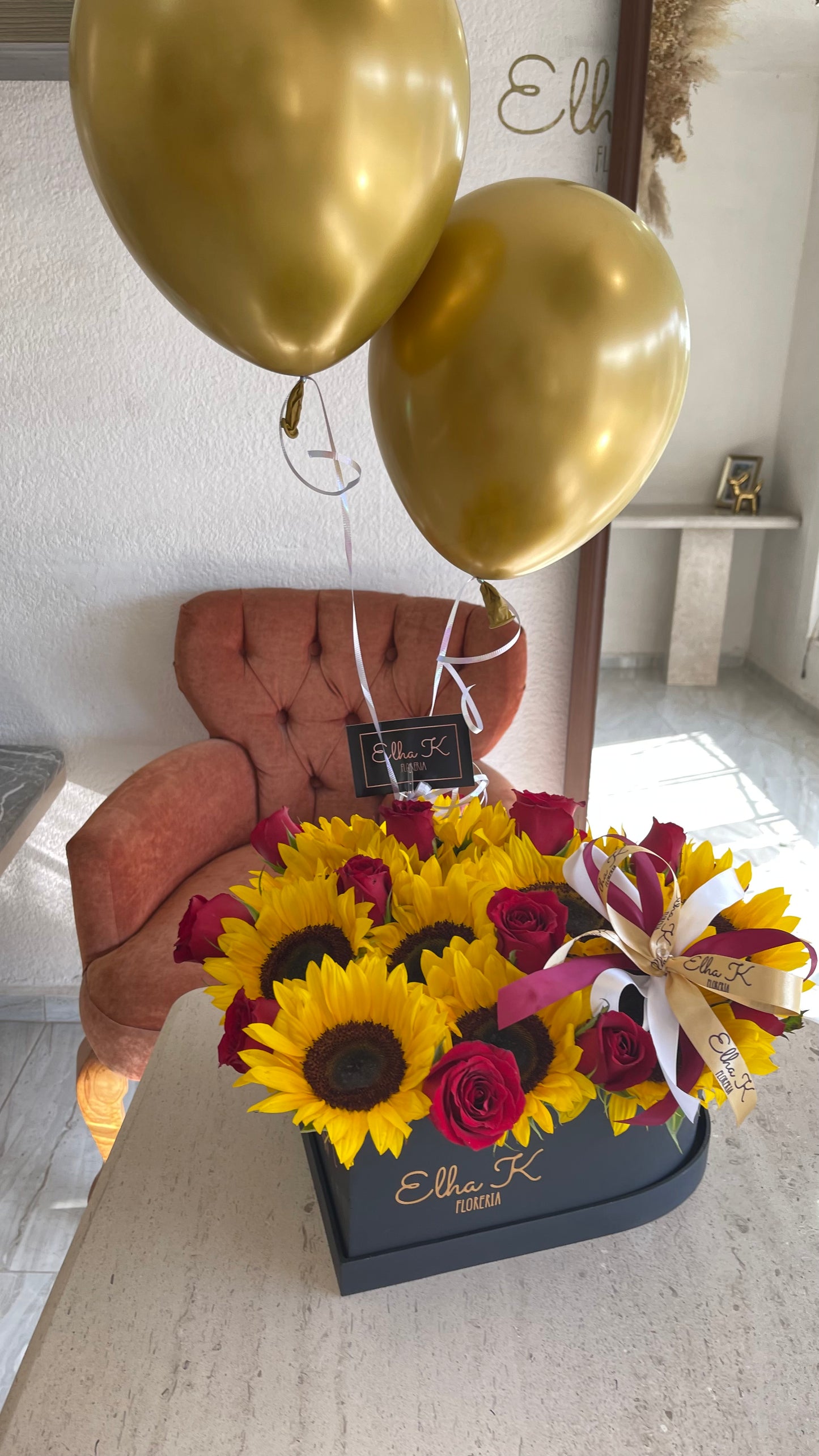 Caja corazon chico girasoles 12